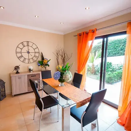 Quinta D. Maria & Ines Holiday home *