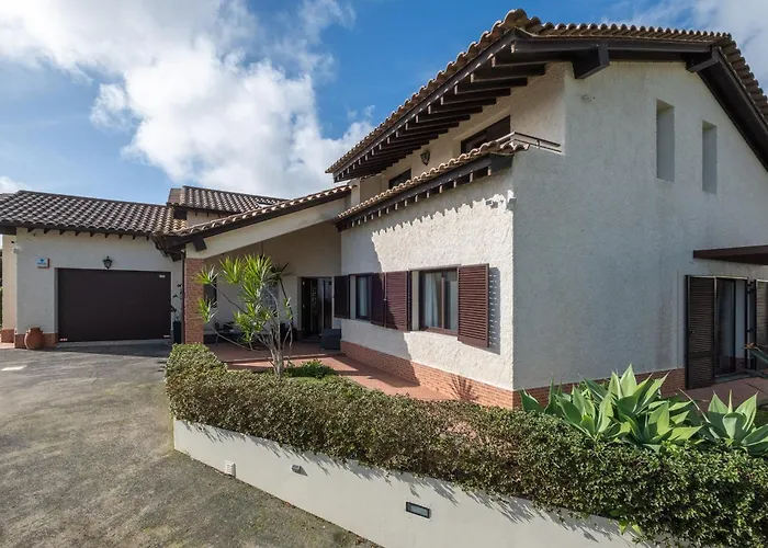 Quinta D. Maria & Ines Holiday home *